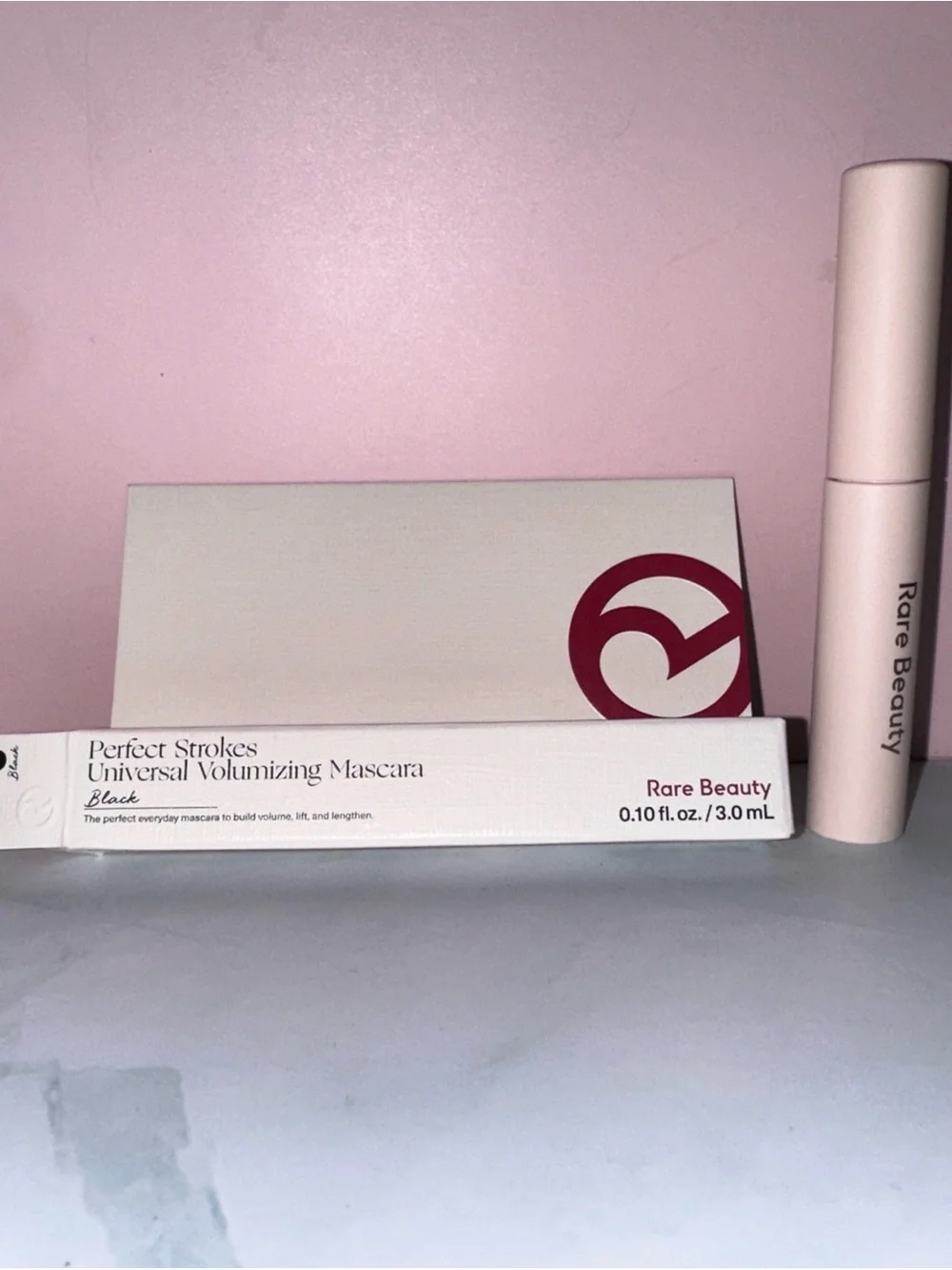 Rare Beauty Volumizing Mascara - black